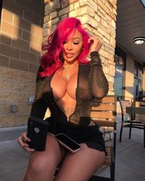 XRetweet (@AlexIneffable)